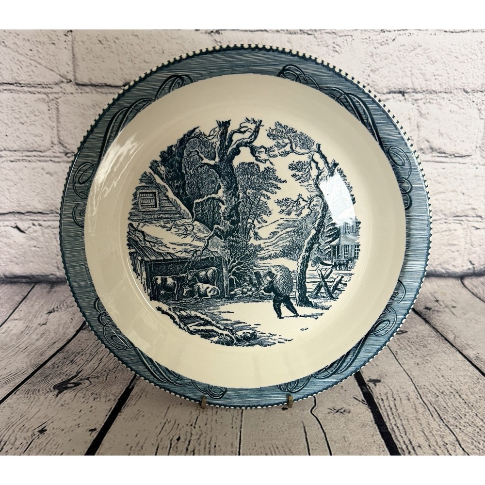 Royal China Blue Currier & Ives "Snowy Morning" 10" Half Rim Pie Plate